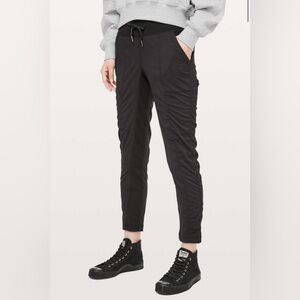 Lululemon Sz 4 Black Street To Studio Pant II *Unlined 28"